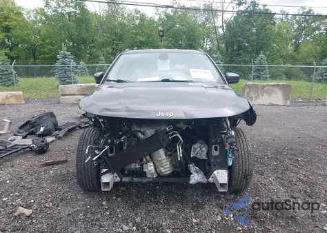 2019 Jeep Compass Latitude 4X4 из США, поврежденный, VIN 3C4NJDBB3KT741841